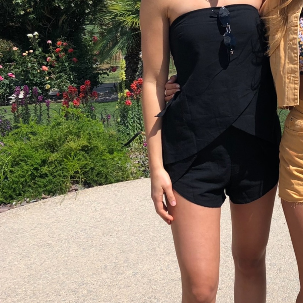 Princess Polly Strapless Romper